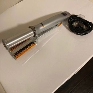 InStyler Blowout Revolving Styler